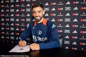 Bruno Fernandes tiết lộ anh nhận được lời đề nghị chia tay MU