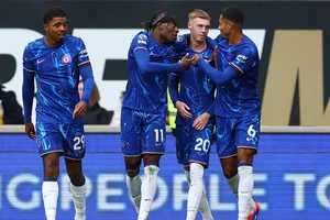 Chelsea hủy diệt Wolves