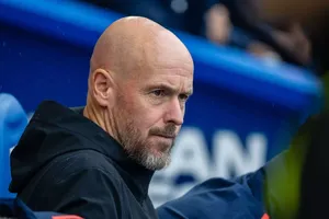 Ngôi sao của MU cười vào mặt Ten Hag sau quyết định kỳ lạ