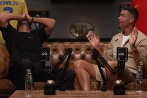 Ronaldo bị Rio Ferdinand gọi là ngu ngốc