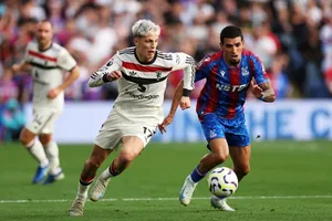 MU mất điểm vì thiếu may mắn