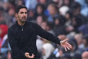Arteta phân tích chiến thuật câu giờ của Man City: Đáp trả đanh thép