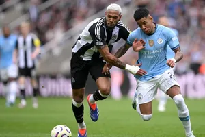 Man City mất điểm trên sân khách