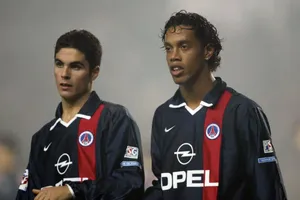 Arteta tiết lộ chuyện thú vị ở chung phòng với Ronaldinho