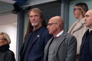 Phản ứng của Sir Jim Ratcliffe khi MU chuẩn bị ra phán quyết với Ten Hag