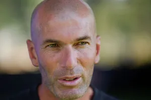 Zidane đưa ra phán quyết đầy ẩn ý về việc dẫn dắt MU