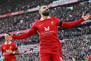 Arsenal - Liverpool: Đại chiến vì ngôi vương