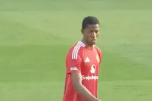 Thần đồng mới của MU lên tiếng sau cú hat-trick chỉ trong 14 phút