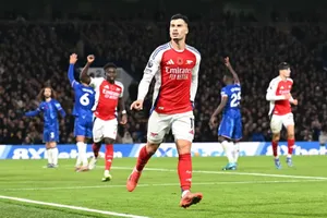 Chelsea và Arsenal bất phân thắng bại