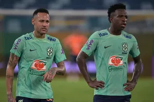 Neymar đáp trả siêu sao được Real Madrid săn đón