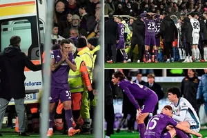 De Gea ‘lạy chúa’ sau khoảnh khắc kinh hoàng