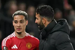 Amorim đưa ra tối hậu thư cho Antony