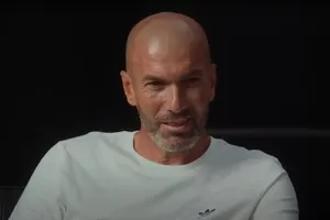 Câu trả lời 3 từ cộc lốc của Zidane về việc dẫn dắt MU
