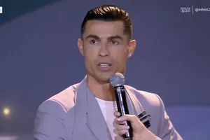 Ronaldo tuyên bố có thể giải quyết vấn đề của MU