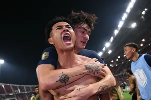 Ngôi sao tuyển Thái Lan lên tiếng cảnh báo tuyển Việt Nam