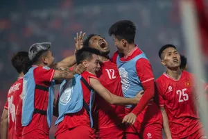 Các ngôi sao Thái Lan lên tiếng về trận thua tuyển Việt Nam: Người 'troll' Xuân Son xin lỗi