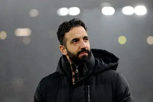 MU đẩy 2 cầu thủ ra đi