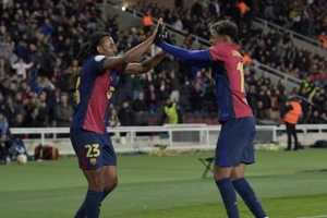 Đại thắng Betis, Barca tiến vào tứ kết cúp nhà vua