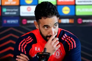 Amorim nhắc nhở các cầu thủ có tương lai bất ổn tại MU