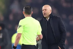 Premier League đề xuất thay đổi luật lớn sau sự cố của HLV Slot
