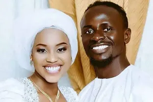 Mane chào đón đứa con đầu lòng với người vợ 19 tuổi