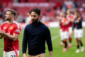 MU xem xét lại chiếc ghế HLV trưởng của Amorim