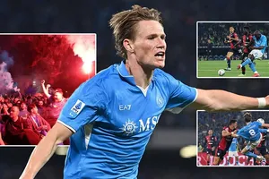 2 cựu sao MU dẫn dắt Napoli giành chức vô địch Serie A