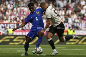 Hạ Đức, đội tuyển Pháp về thứ 3 ở Nations League