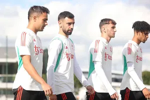 Cầu thủ rời MU sau 12 năm gửi thông điệp cảm xúc: ‘Một ngày là đỏ, mãi mãi là đỏ’