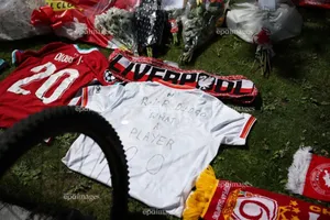 Hàng ngàn người hâm mộ đến Anfield tưởng nhớ Diogo Jota