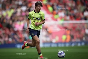 Mục tiêu chuyển nhượng của MU được giảm giá từ 100 triệu bảng còn 50 triệu bảng