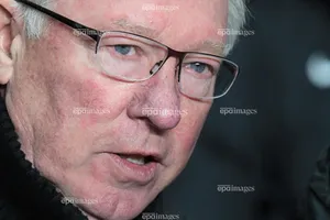 Hình phạt tàn bạo của Sir Alex Ferguson dành cho cầu thủ trẻ của MU
