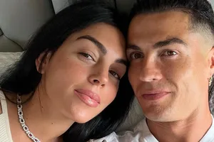 Chiếc nhẫn triệu đô Ronaldo cầu hôn Georgina: Tình yêu vượt thời gian