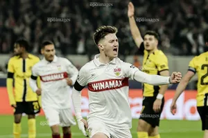 Chuyển nhượng của MU: Chính thức đàm phán mua thủ môn mới, Hojlund ra đi