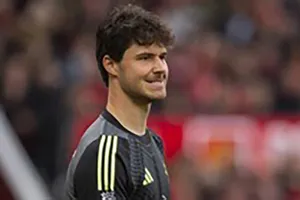 Bình luận của Lammens nói lên rất nhiều điều tại MU