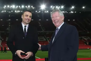 Sir Alex Ferguson xin lỗi Berbatov