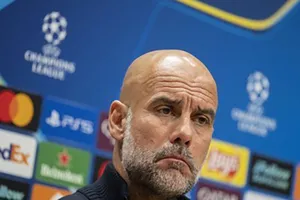 Pep Guardiola tuyên bố gây sốc về trọng tài