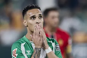 Antony tiết lộ lời đề nghị chuyển nhượng gây sốc trước khi rời MU