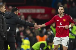 Dalot gửi thông điệp thất vọng tới MU