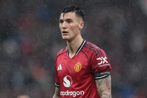 Người đại diện của Sesko lên tiếng khi MU gửi thông điệp ẩn ý