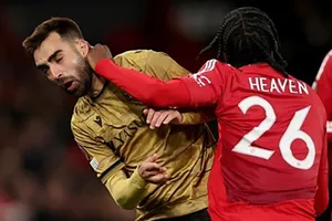 Phát ngôn ngây thơ của Heaven và sự kiêu ngạo không đúng chỗ của MU