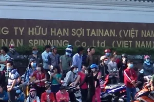 Đồng Nai: Hơn 4.000 công nhân ngừng việc đòi quyền lợi