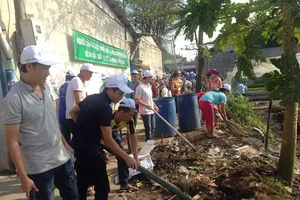 Công nhân đồng hành phòng, chống dịch Zika