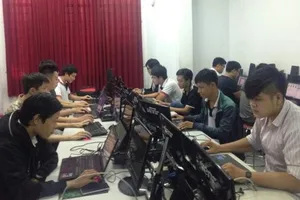 Công ty IT 'đỏ mắt' mắt tìm lập trình viên