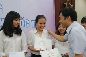 Trao 52 suất học bổng Nhật Bản cho sinh viên nghèo 