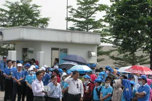 Thi tìm hiểu về quan hệ lao động trị giá 100 triệu đồng