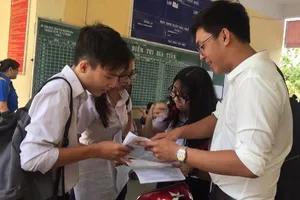 Thủ khoa ĐH Kinh tế-Luật TP.HCM đạt 26.25 điểm