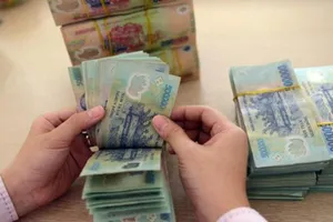 1 ngân hàng tại TP.HCM thưởng Tết khủng 1,17 tỉ đồng