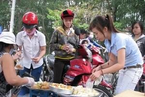 Có thẻ phúc lợi, công nhân được hưởng nhiều ưu đãi