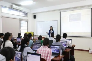 Giáo dục trực tuyến đang 'hot' tại Việt Nam